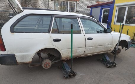 Toyota Corolla, 2001 год, 200 000 рублей, 3 фотография