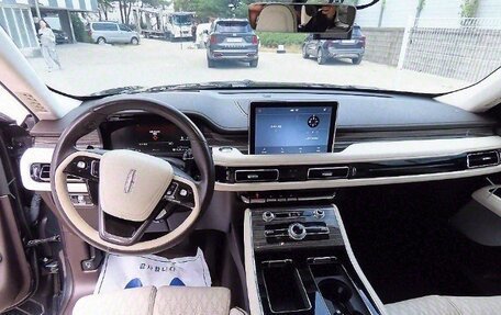 Lincoln Aviator II, 2022 год, 4 220 000 рублей, 3 фотография