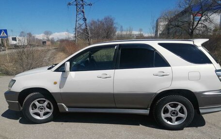 Toyota Harrier, 1998 год, 750 000 рублей, 9 фотография