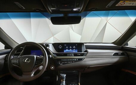Lexus ES VII, 2019 год, 4 500 000 рублей, 10 фотография