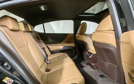 Lexus ES VII, 2019 год, 4 500 000 рублей, 12 фотография