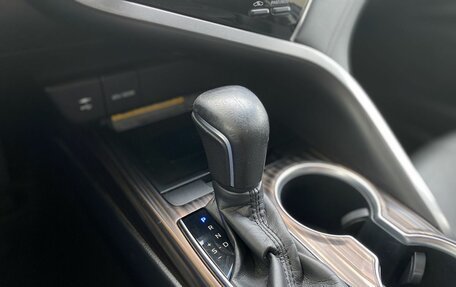Toyota Camry, 2019 год, 2 684 000 рублей, 19 фотография