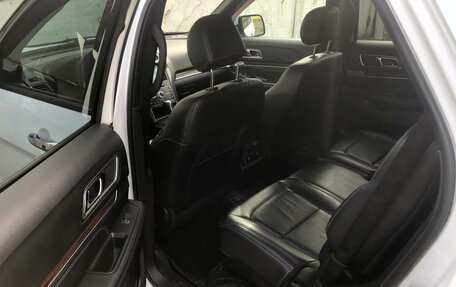 Ford Explorer VI, 2017 год, 2 950 000 рублей, 11 фотография