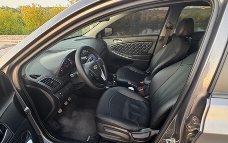 Hyundai Solaris II рестайлинг, 2016 год, 1 100 000 рублей, 6 фотография