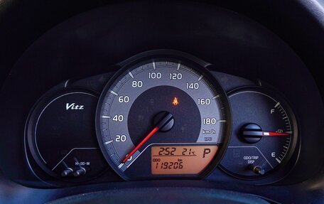 Toyota Vitz, 2019 год, 950 000 рублей, 14 фотография