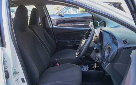 Toyota Vitz, 2019 год, 950 000 рублей, 10 фотография