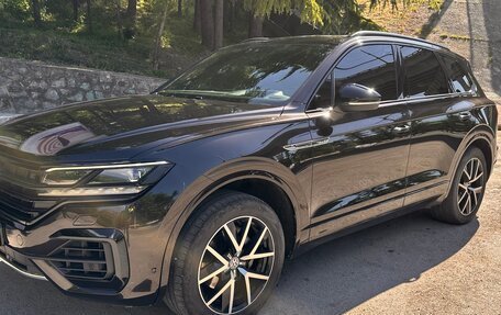 Volkswagen Touareg III, 2019 год, 4 900 000 рублей, 11 фотография
