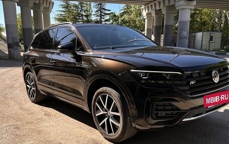 Volkswagen Touareg III, 2019 год, 4 900 000 рублей, 13 фотография
