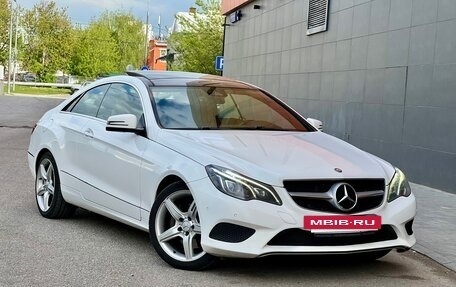 Mercedes-Benz E-Класс, 2013 год, 1 790 000 рублей, 3 фотография
