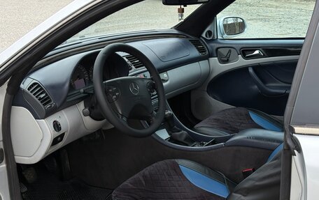 Mercedes-Benz CLK-Класс, 2001 год, 500 000 рублей, 9 фотография