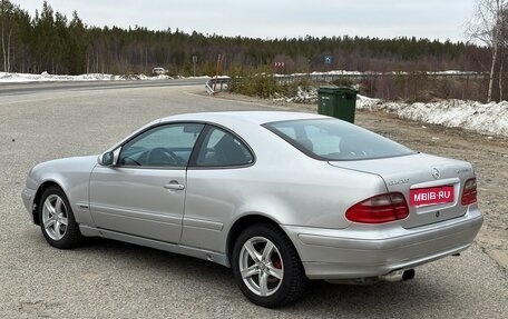 Mercedes-Benz CLK-Класс, 2001 год, 500 000 рублей, 6 фотография