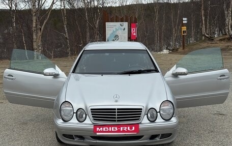 Mercedes-Benz CLK-Класс, 2001 год, 500 000 рублей, 14 фотография