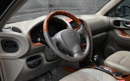 Hyundai Santa Fe III рестайлинг, 2004 год, 650 000 рублей, 16 фотография