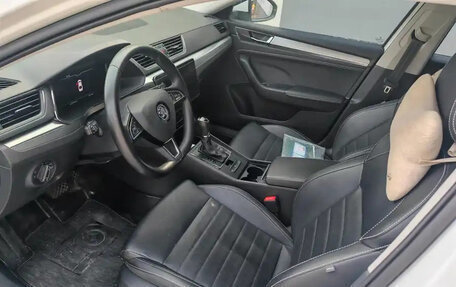 Skoda Superb III рестайлинг, 2021 год, 2 100 000 рублей, 7 фотография