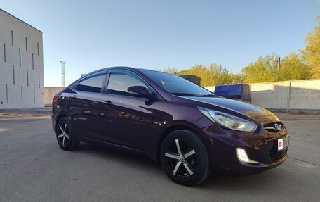Hyundai Solaris II рестайлинг, 2011 год, 810 000 рублей, 6 фотография