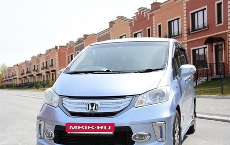 Honda Freed I, 2011 год, 1 200 000 рублей, 4 фотография