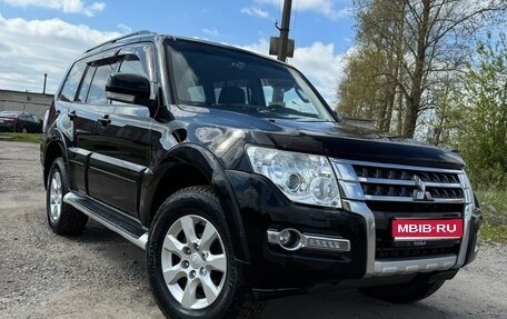 Mitsubishi Pajero IV, 2015 год, 2 210 000 рублей, 1 фотография
