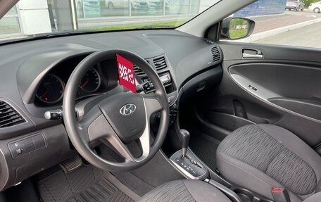 Hyundai Solaris II рестайлинг, 2016 год, 1 050 000 рублей, 12 фотография