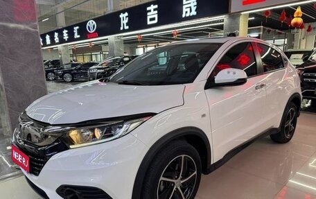 Honda Vezel, 2021 год, 1 838 607 рублей, 1 фотография