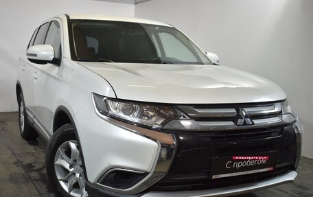 Mitsubishi Outlander III рестайлинг 3, 2017 год, 1 949 000 рублей, 1 фотография