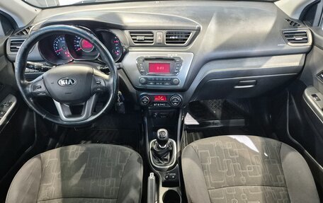 KIA Rio III рестайлинг, 2013 год, 840 000 рублей, 14 фотография