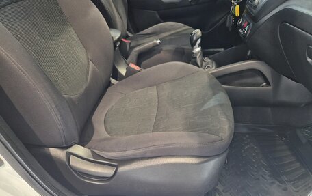 KIA Rio III рестайлинг, 2013 год, 840 000 рублей, 18 фотография