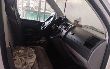 Volkswagen Transporter T5 рестайлинг, 2007 год, 1 200 000 рублей, 8 фотография