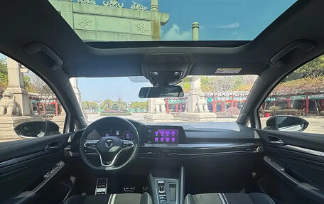 Volkswagen Golf VII, 2021 год, 1 820 500 рублей, 10 фотография
