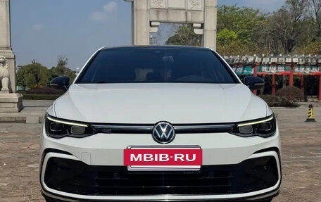 Volkswagen Golf VII, 2021 год, 1 820 500 рублей, 2 фотография