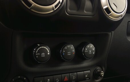 Jeep Wrangler, 2011 год, 2 650 000 рублей, 31 фотография