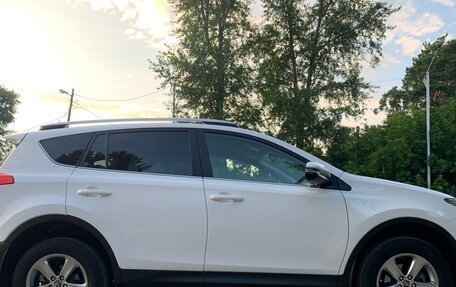 Toyota RAV4, 2015 год, 2 780 000 рублей, 6 фотография