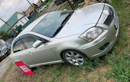 Toyota Avensis III рестайлинг, 2003 год, 730 000 рублей, 2 фотография