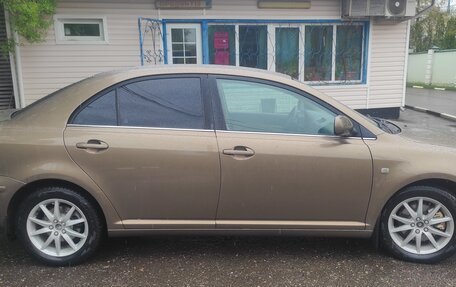 Toyota Avensis III рестайлинг, 2006 год, 800 000 рублей, 4 фотография