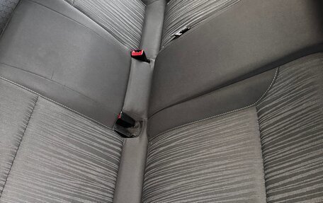 Opel Astra J, 2011 год, 700 000 рублей, 11 фотография