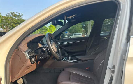 BMW 5 серия, 2021 год, 3 800 000 рублей, 10 фотография