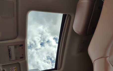 Toyota Land Cruiser 200, 2014 год, 4 250 000 рублей, 21 фотография