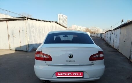 Skoda Superb III рестайлинг, 2011 год, 1 020 000 рублей, 3 фотография