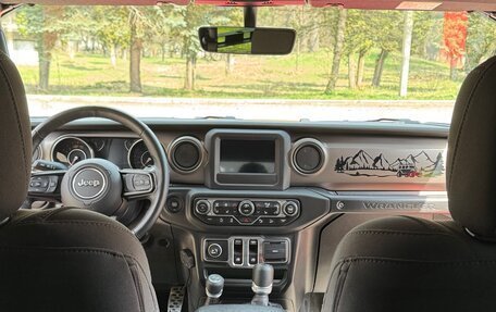 Jeep Wrangler, 2018 год, 5 900 000 рублей, 11 фотография