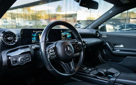 Mercedes-Benz A-Класс, 2018 год, 2 099 000 рублей, 13 фотография