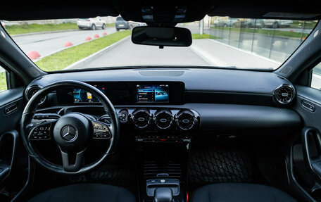 Mercedes-Benz A-Класс, 2018 год, 2 099 000 рублей, 17 фотография
