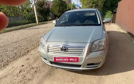 Toyota Avensis III рестайлинг, 2005 год, 620 000 рублей, 3 фотография