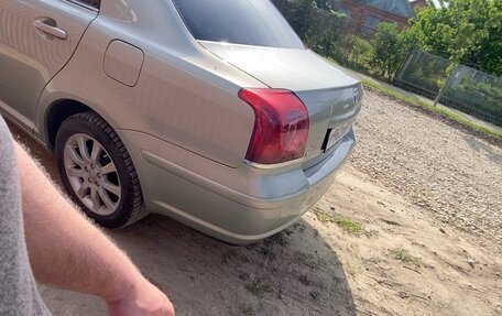 Toyota Avensis III рестайлинг, 2005 год, 620 000 рублей, 9 фотография