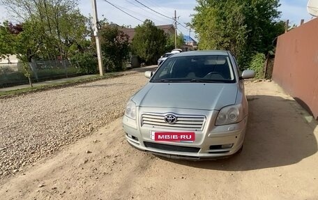 Toyota Avensis III рестайлинг, 2005 год, 620 000 рублей, 4 фотография