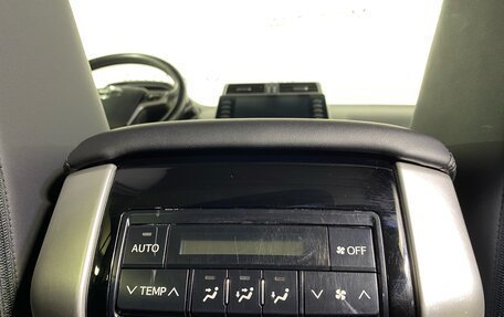 Toyota Land Cruiser Prado 150 рестайлинг 2, 2021 год, 5 975 000 рублей, 26 фотография