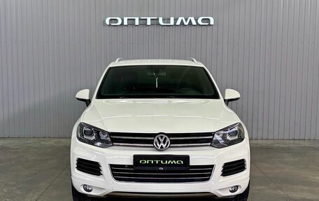 Volkswagen Touareg III, 2011 год, 1 747 000 рублей, 2 фотография