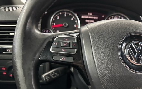 Volkswagen Touareg III, 2011 год, 1 747 000 рублей, 12 фотография