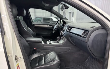Volkswagen Touareg III, 2011 год, 1 747 000 рублей, 23 фотография