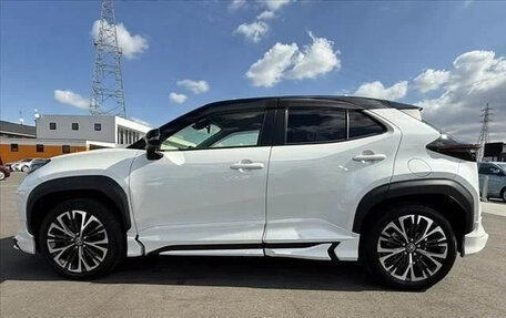 Toyota Yaris Cross, 2022 год, 1 500 060 рублей, 4 фотография