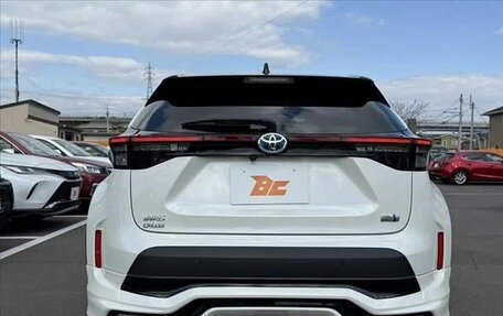 Toyota Yaris Cross, 2022 год, 1 500 060 рублей, 6 фотография