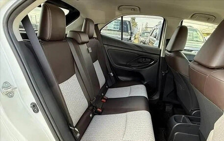 Toyota Yaris Cross, 2022 год, 1 500 060 рублей, 17 фотография